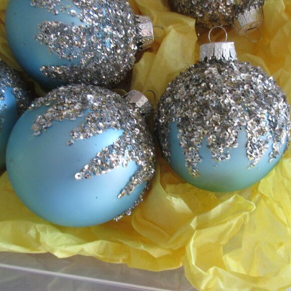 💕 SALE - Six (6) Gorgeous Christmas Ornaments / Bulbs / Decor - Picture 1 of 6